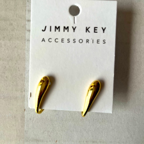 New Jimmy Key designed small earrings . - Picture 4 of 5